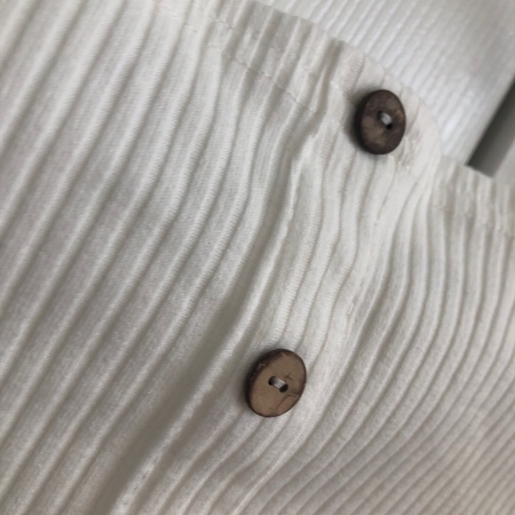 White off the shoulder ribbed crop top - Picture 3 of 3